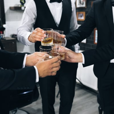 BACHELOR PARTY
